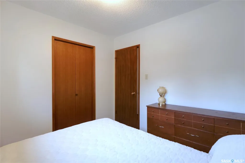 1008 Parklane Drive Assiniboia SK S0H 0B0
