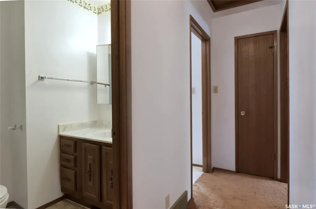 1008 Parklane Drive Assiniboia SK S0H 0B0