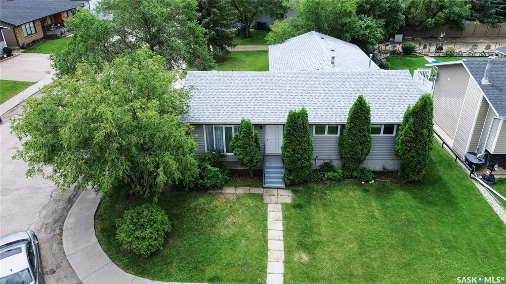 1008 Parklane Drive Assiniboia SK S0H 0B0