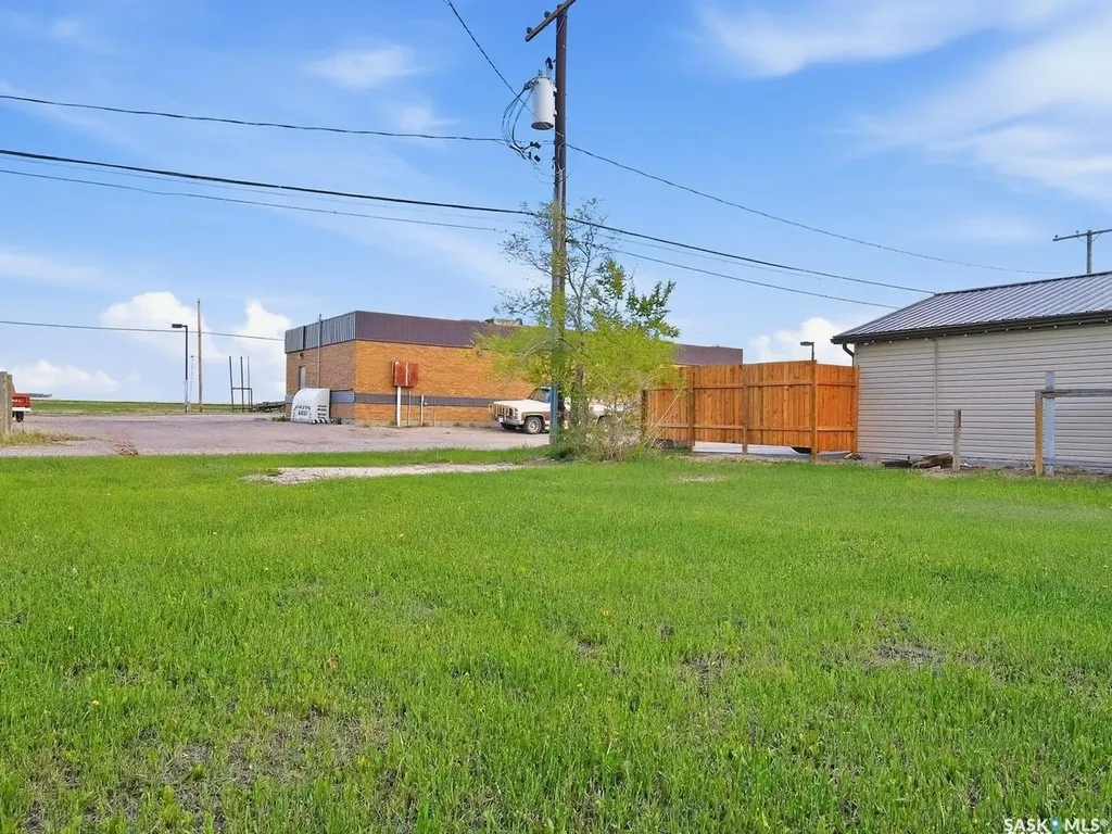 206 1st Avenue E Rosetown SK S0L 2V0