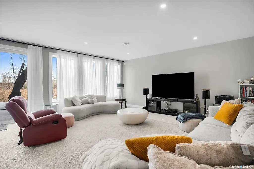 144 Greenbryre Street Corman Park Rm No. 344 SK S7V 0J6