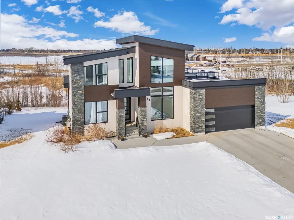 144 Greenbryre Street Corman Park Rm No. 344 SK S7V 0J6