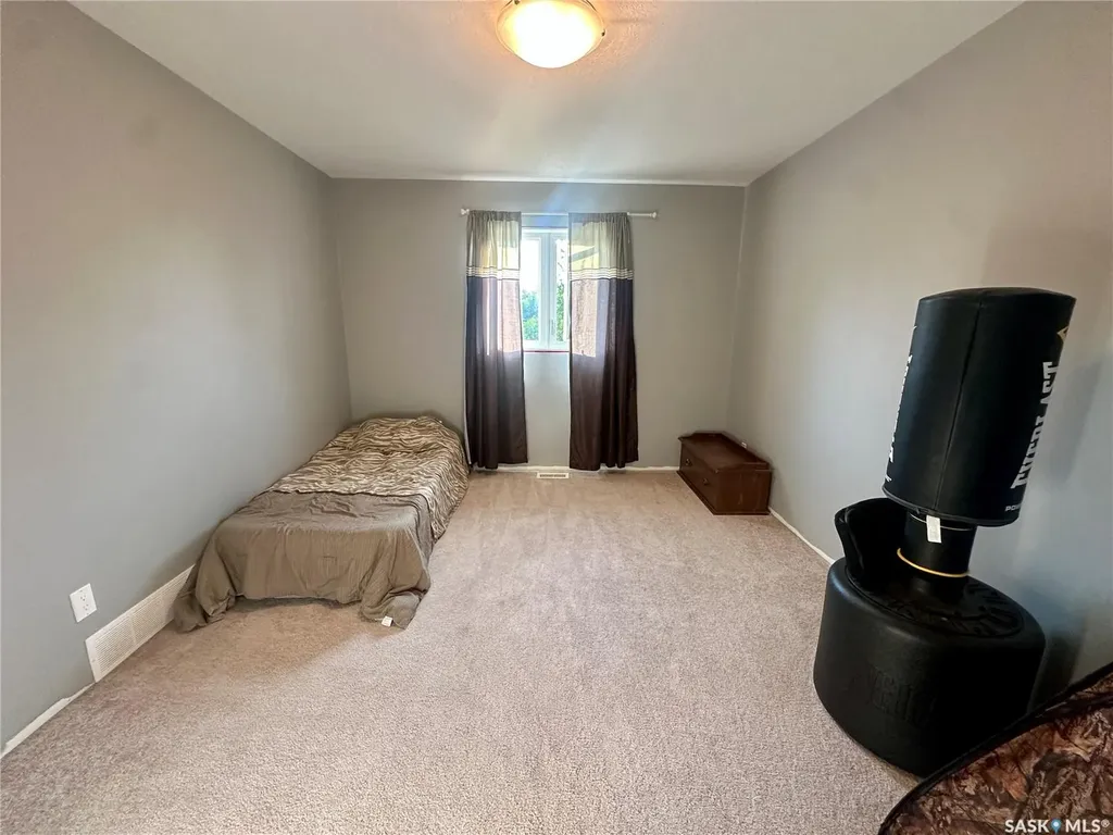 205 Roberts Avenue Canora SK S0A 0L0