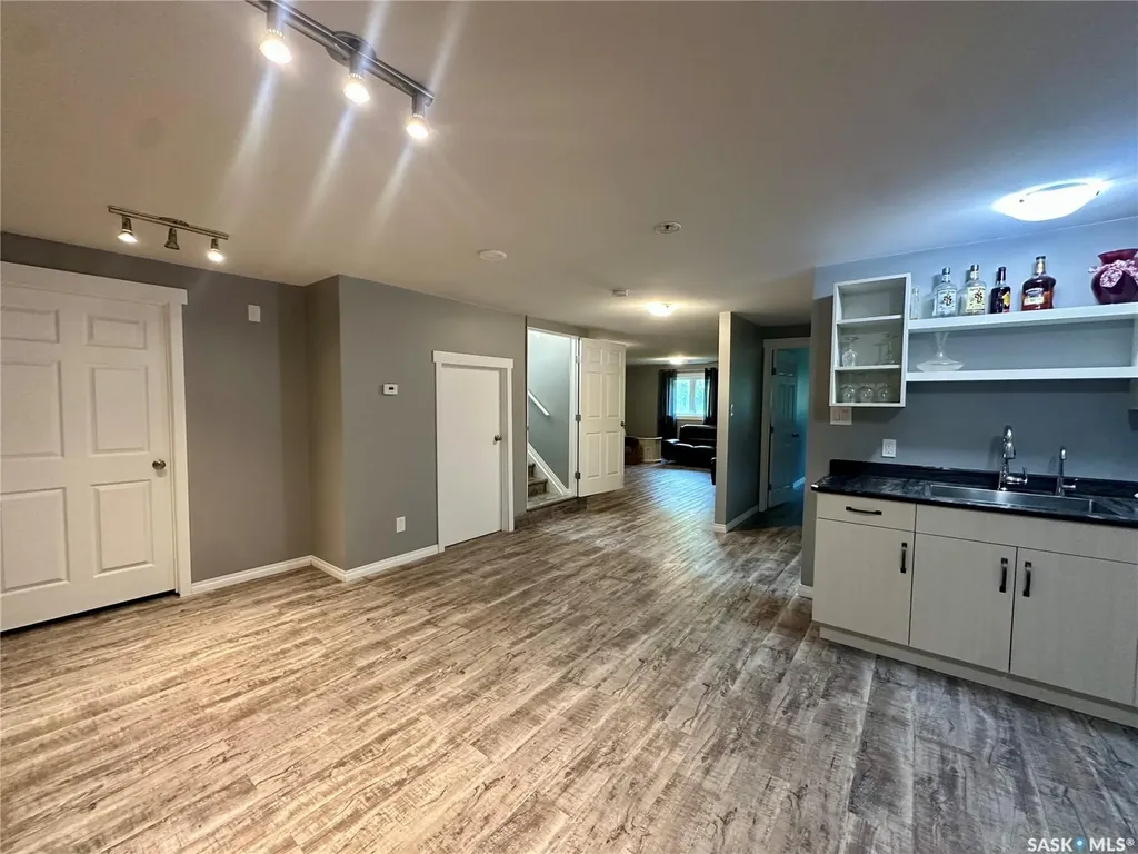 205 Roberts Avenue Canora SK S0A 0L0