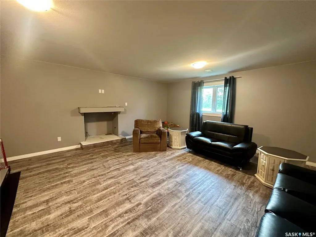 205 Roberts Avenue Canora SK S0A 0L0