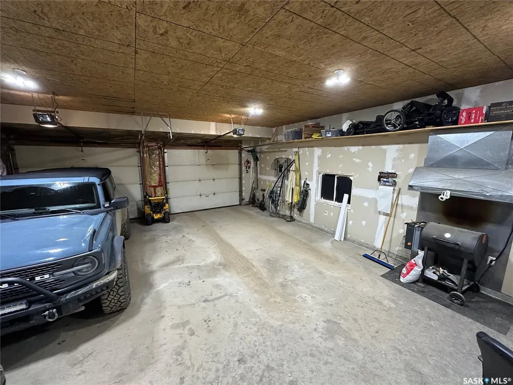 205 Roberts Avenue Canora SK S0A 0L0
