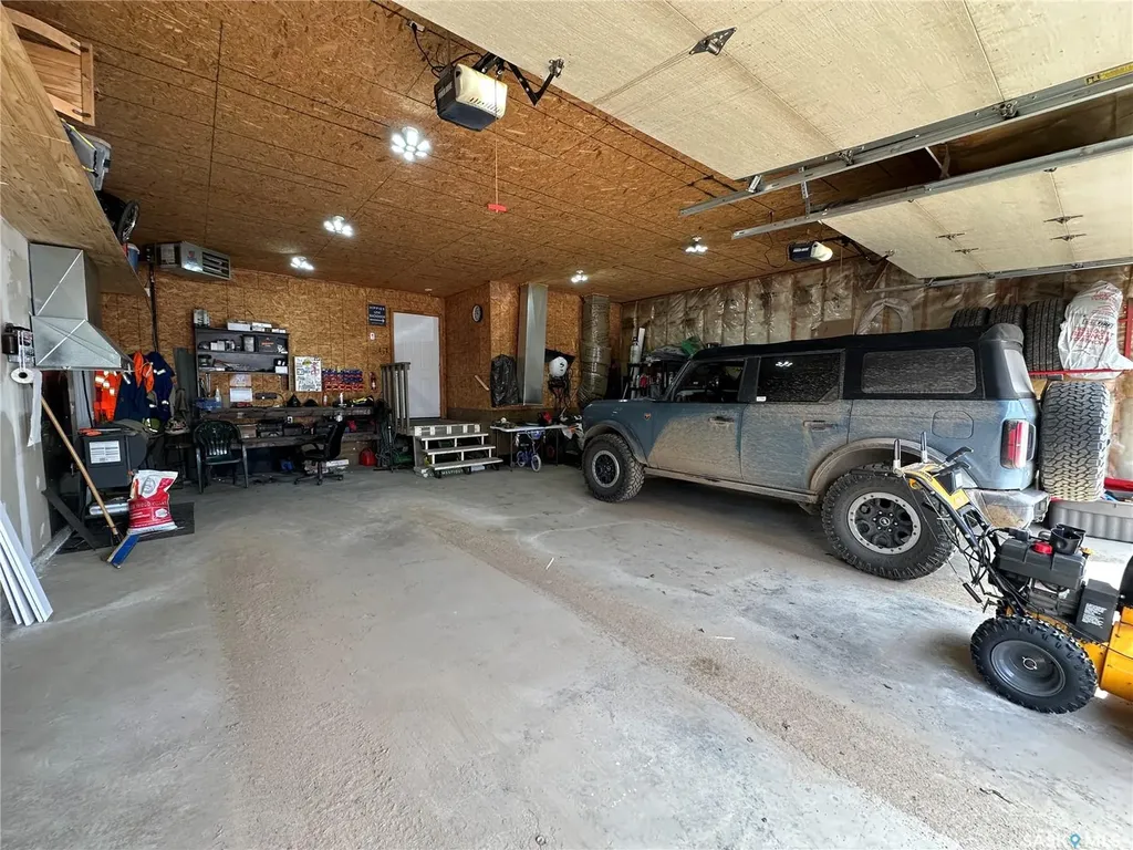 205 Roberts Avenue Canora SK S0A 0L0
