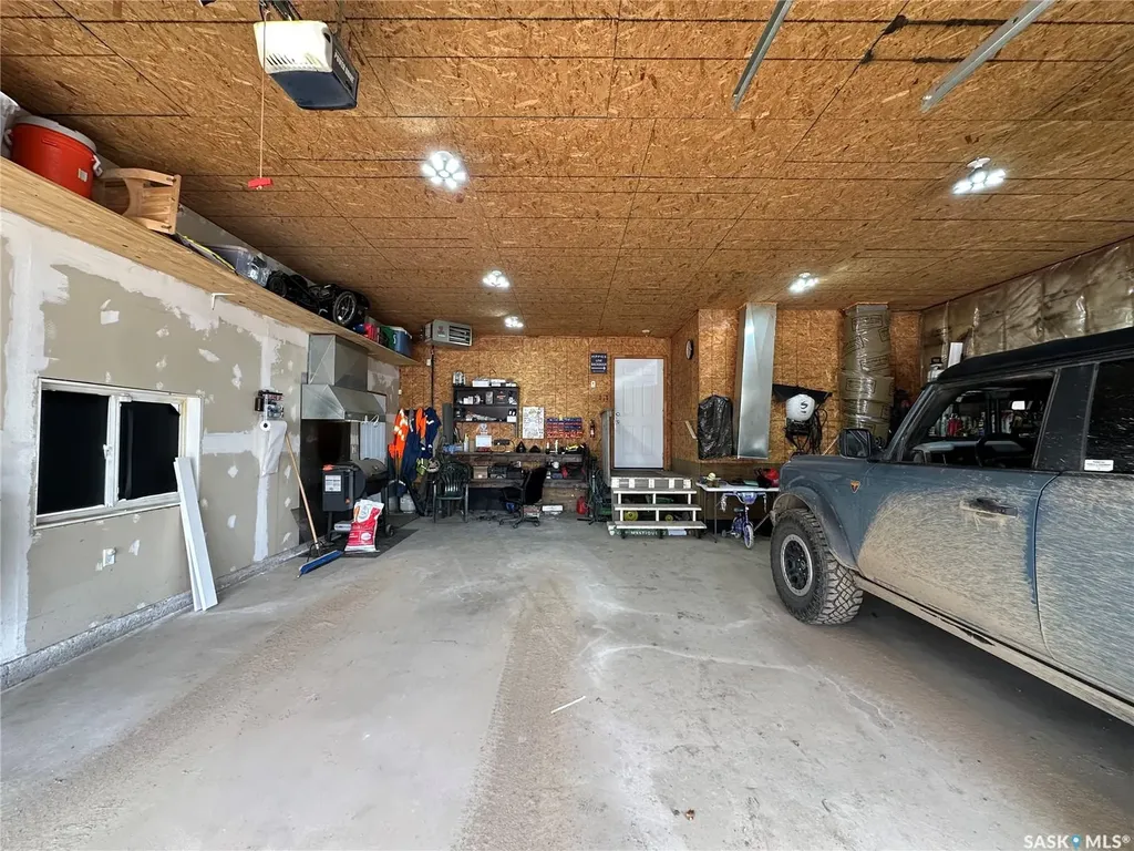 205 Roberts Avenue Canora SK S0A 0L0