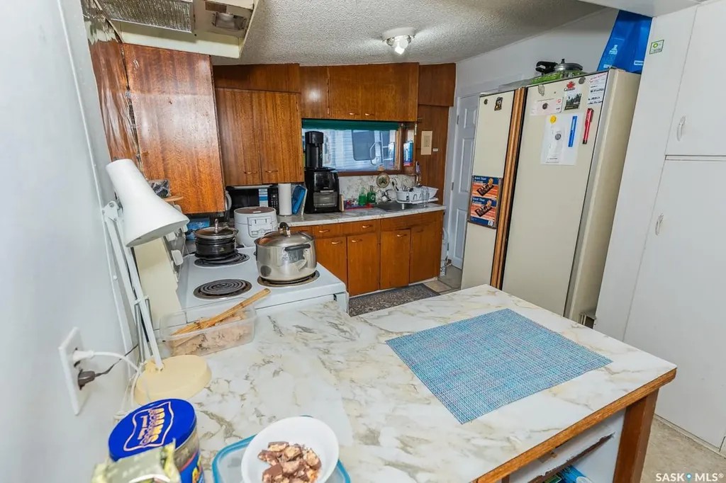 626 Manitoba Avenue Kerrobert SK S0L 1R0