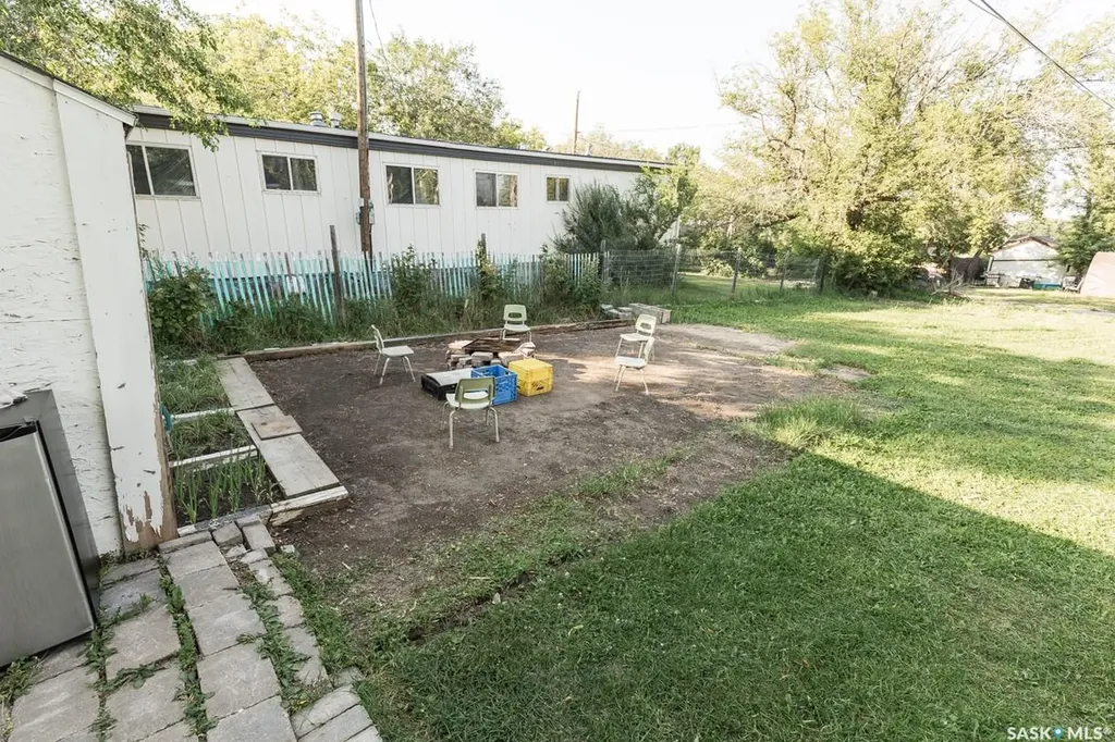 626 Manitoba Avenue Kerrobert SK S0L 1R0
