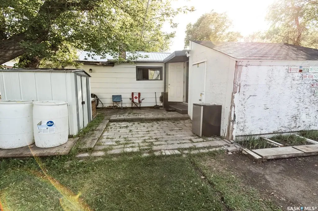 626 Manitoba Avenue Kerrobert SK S0L 1R0
