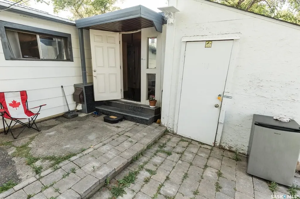 626 Manitoba Avenue Kerrobert SK S0L 1R0