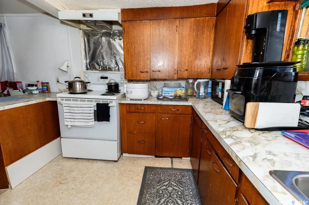 626 Manitoba Avenue Kerrobert SK S0L 1R0