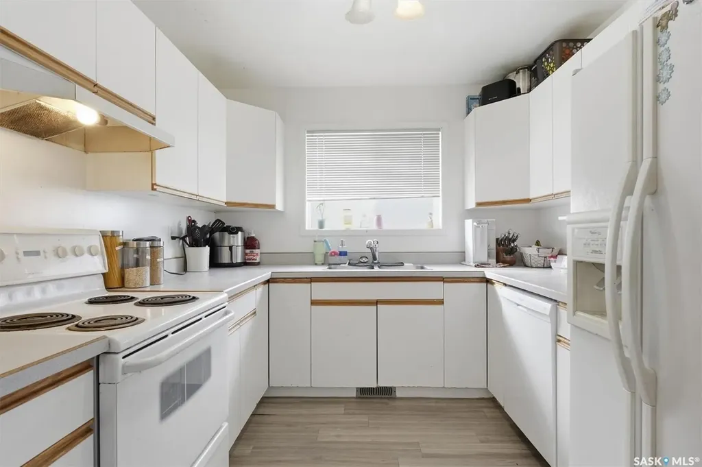 114 - 116 Barber Crescent Saskatoon SK S7M 5M7
