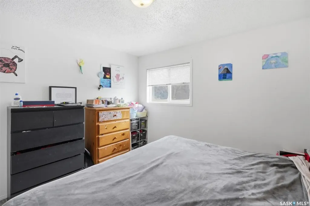 114 - 116 Barber Crescent Saskatoon SK S7M 5M7