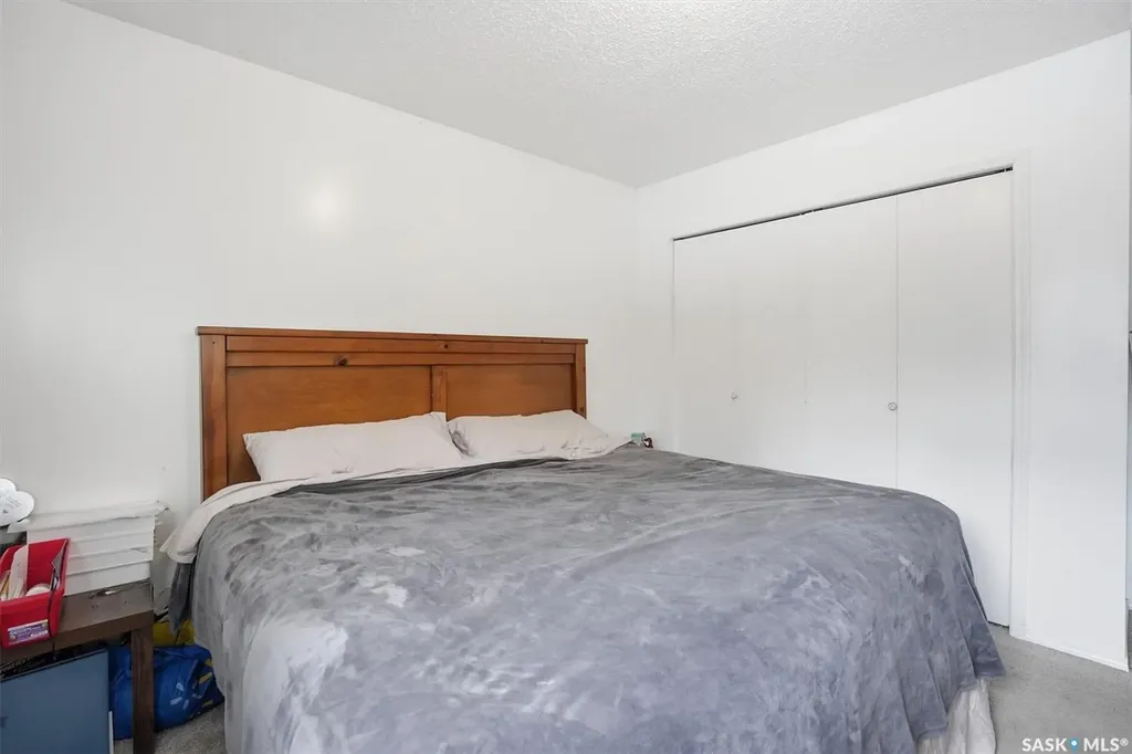 114 - 116 Barber Crescent Saskatoon SK S7M 5M7