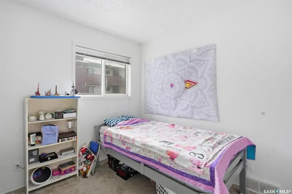 114 - 116 Barber Crescent Saskatoon SK S7M 5M7