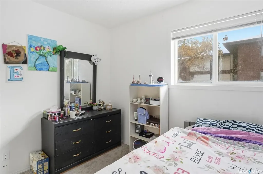 114 - 116 Barber Crescent Saskatoon SK S7M 5M7