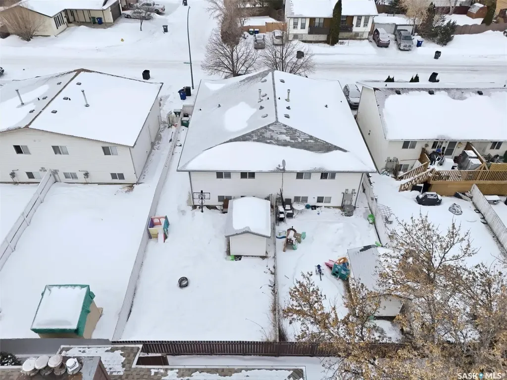 114 - 116 Barber Crescent Saskatoon SK S7M 5M7