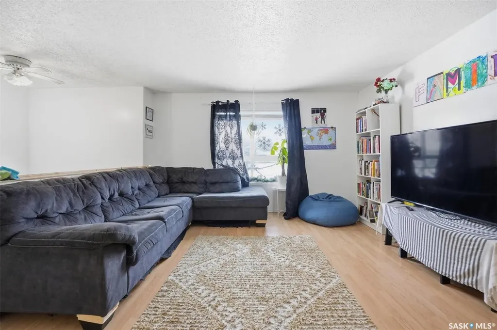 114 - 116 Barber Crescent Saskatoon SK S7M 5M7
