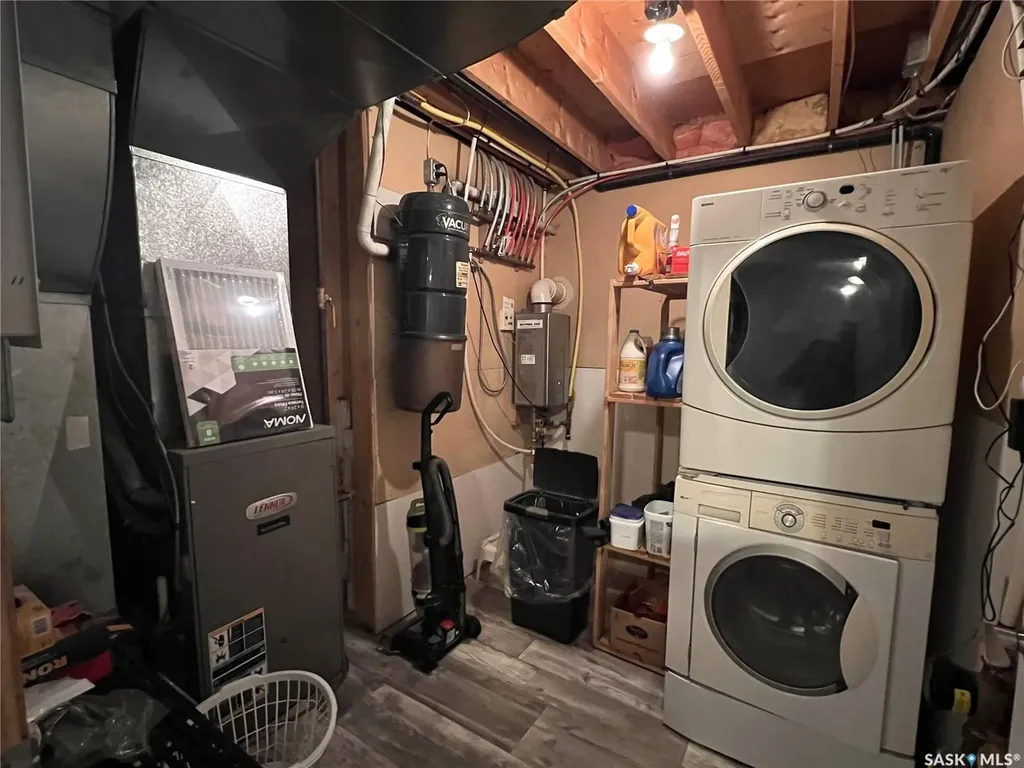 401 2nd Street NW Goodsoil SK S0M 1A0