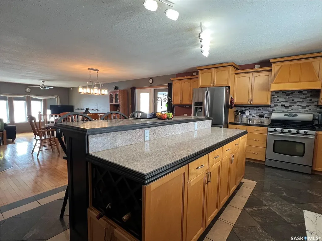 401 2nd Street NW Goodsoil SK S0M 1A0