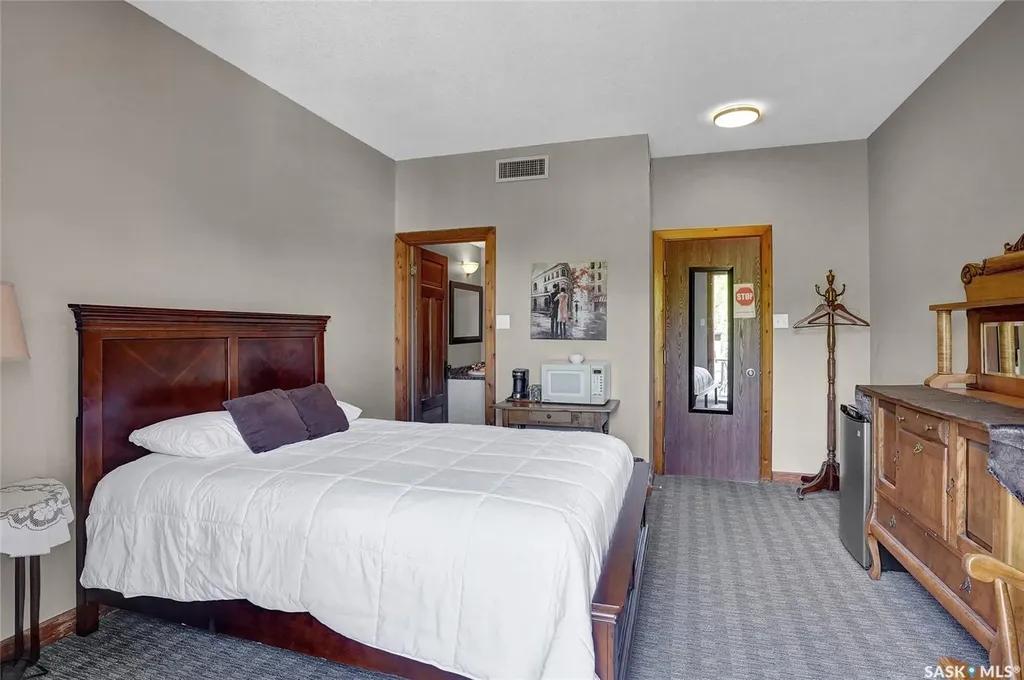104 Front Street Wolseley SK S0G 5H0