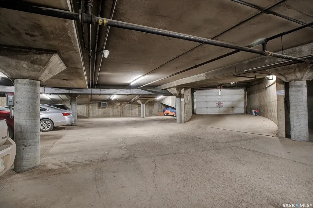 405 5th Avenue Saskatoon SK S7K 6Z3