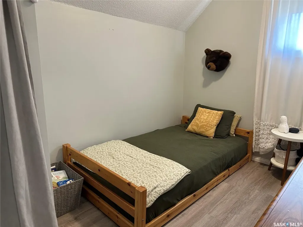24 3rd Avenue SE Weyburn SK S4H 1X2