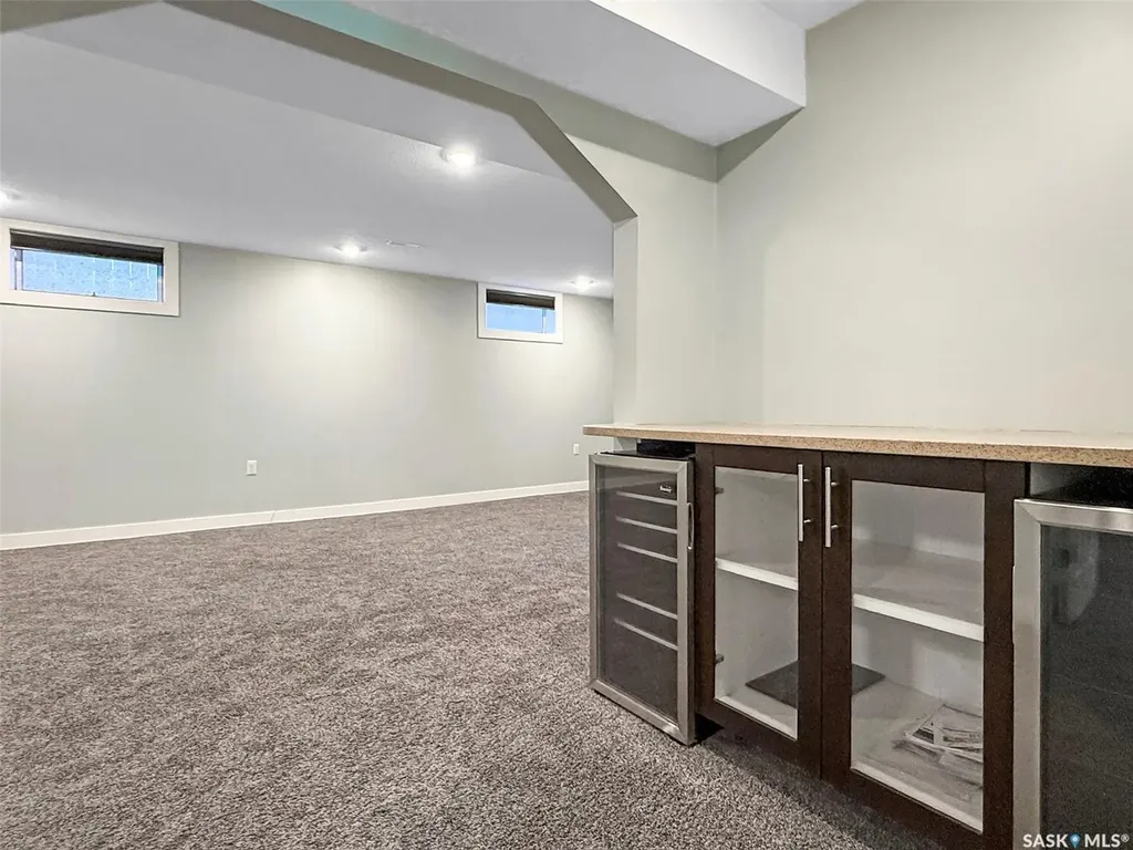 210 Clinton Place Swift Current SK S9H 4K2