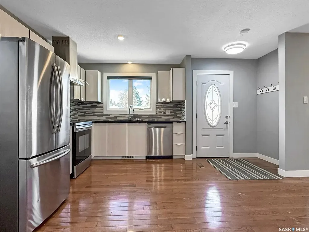 210 Clinton Place Swift Current SK S9H 4K2