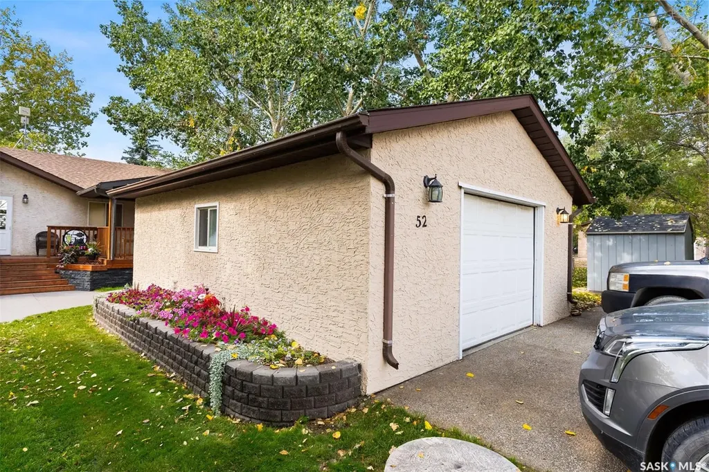 193 & 194 Gordon Drive Mckillop Rm No. 220 SK S0G 4V0