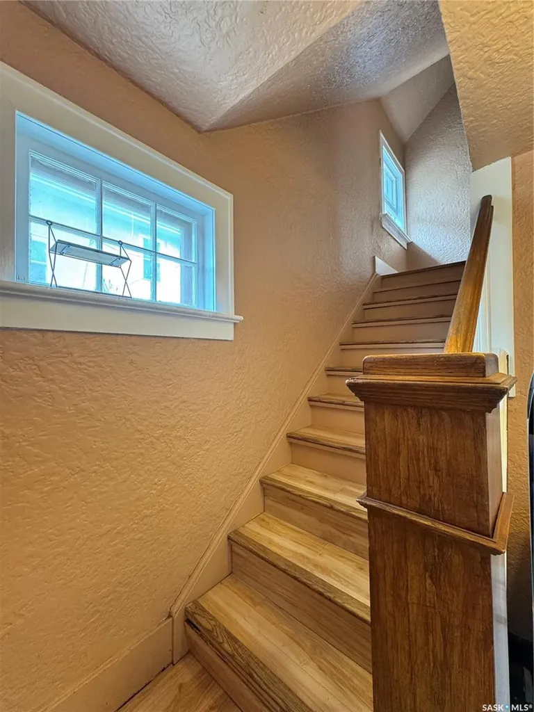2416 14th Avenue Regina SK S4P 0Y3