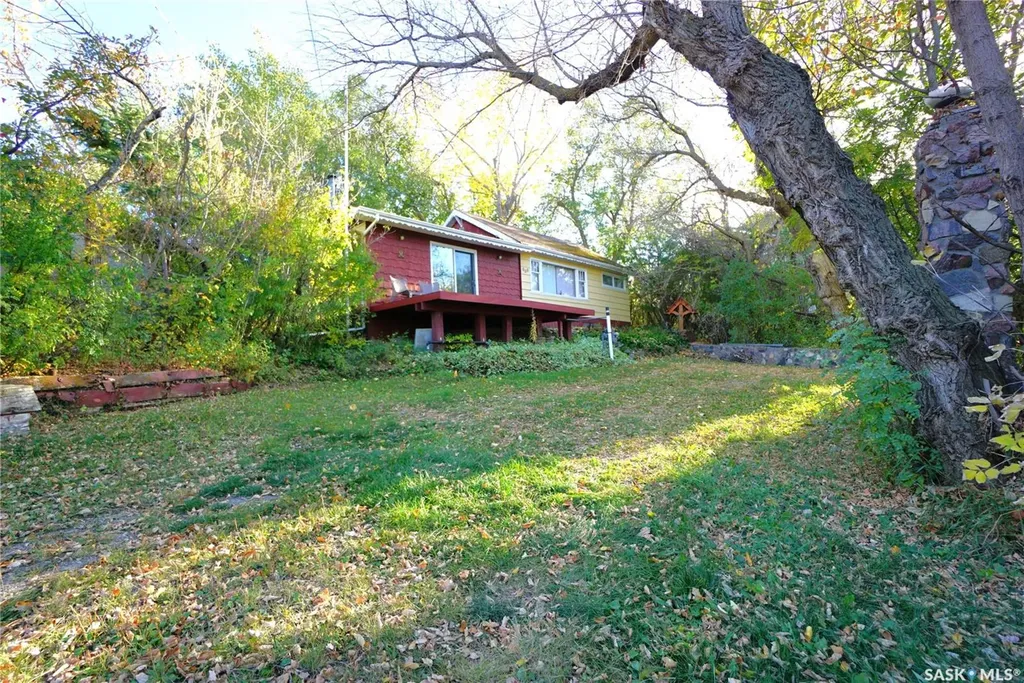 608 Nicoll Lane Regina Beach SK S0G 4C0