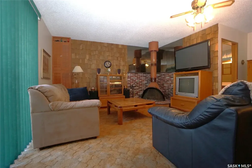 608 Nicoll Lane Regina Beach SK S0G 4C0