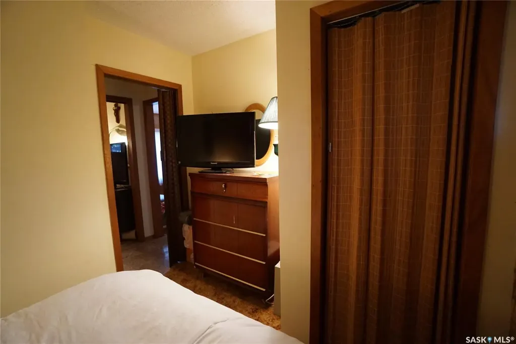 608 Nicoll Lane Regina Beach SK S0G 4C0