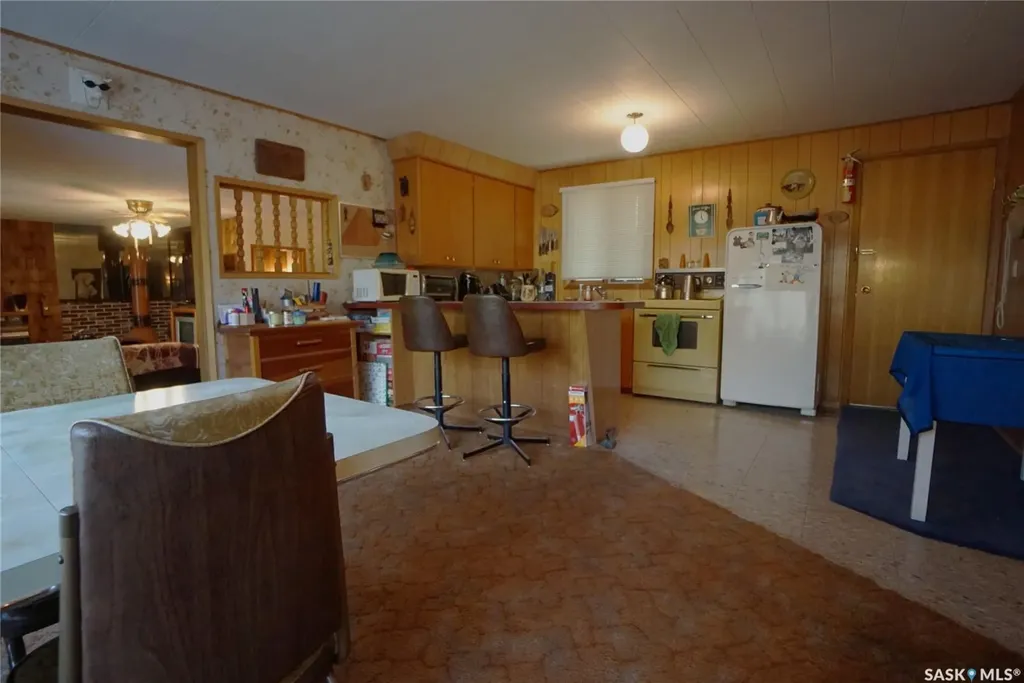 608 Nicoll Lane Regina Beach SK S0G 4C0