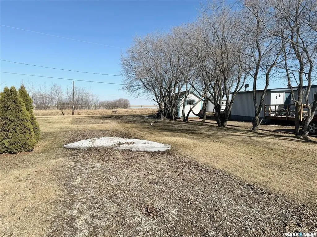 627 3rd Avenue Naicam SK S0K 2Z0
