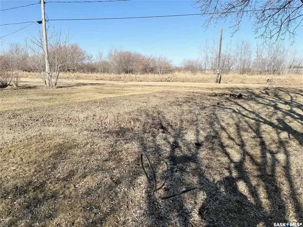 627 3rd Avenue Naicam SK S0K 2Z0