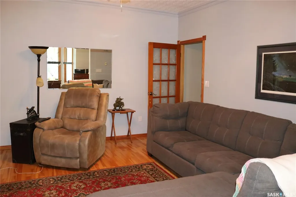 1001 Mark Avenue Moosomin SK S0G 3N0