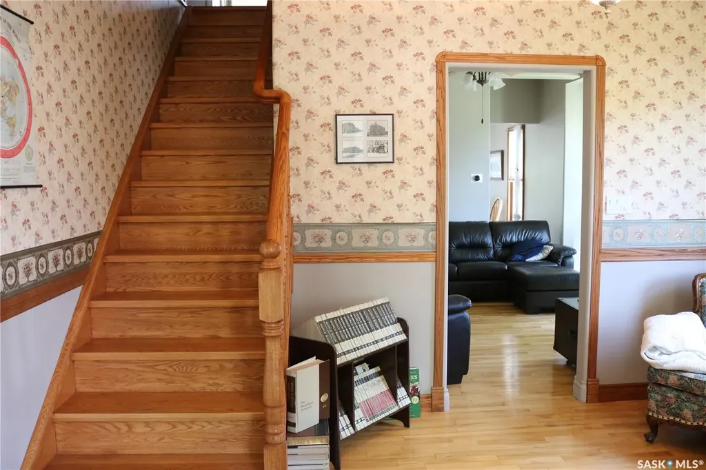 1001 Mark Avenue Moosomin SK S0G 3N0