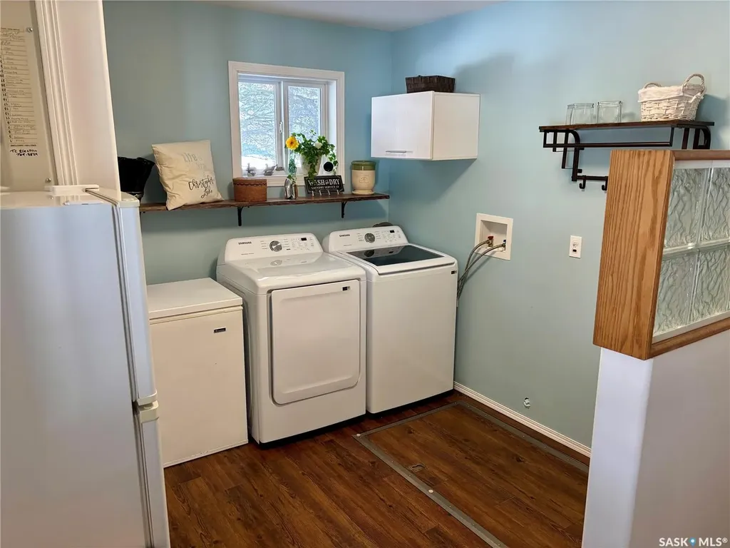 412 Mary Anne Place Paddockwood Rm No. 520 SK S0J 0N0