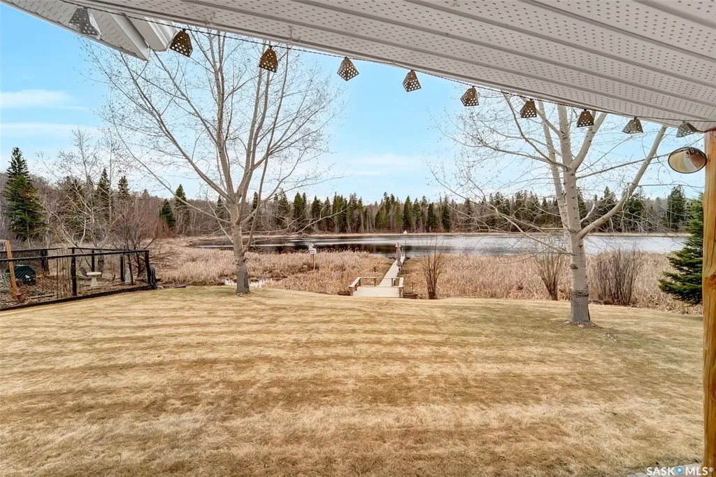 412 Mary Anne Place Paddockwood Rm No. 520 SK S0J 0N0