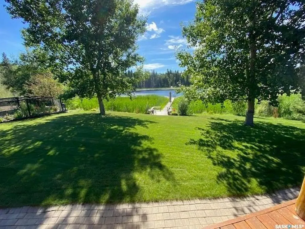412 Mary Anne Place Paddockwood Rm No. 520 SK S0J 0N0