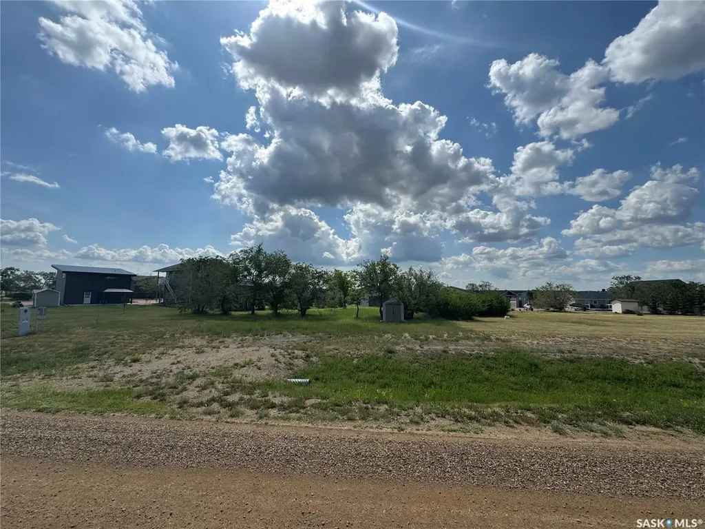11 Sandy Road Diefenbaker Lake SK S0H 1T0