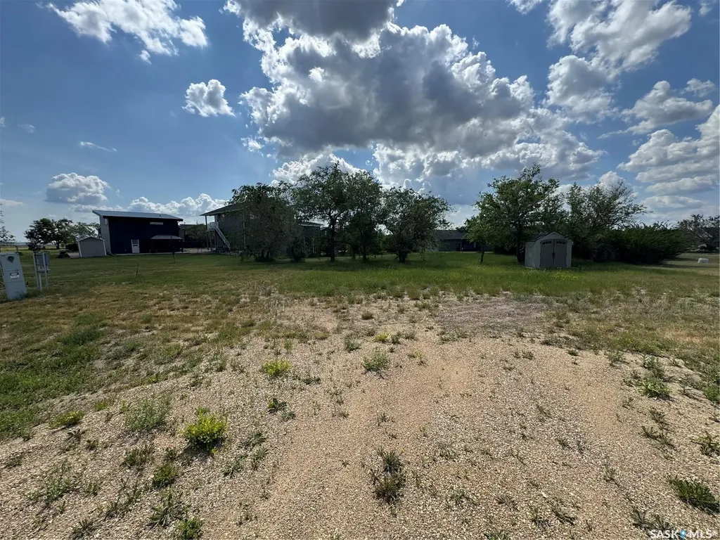11 Sandy Road Diefenbaker Lake SK S0H 1T0