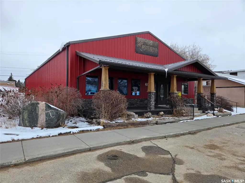 407 Railway Avenue Wawota SK S0C 0R0