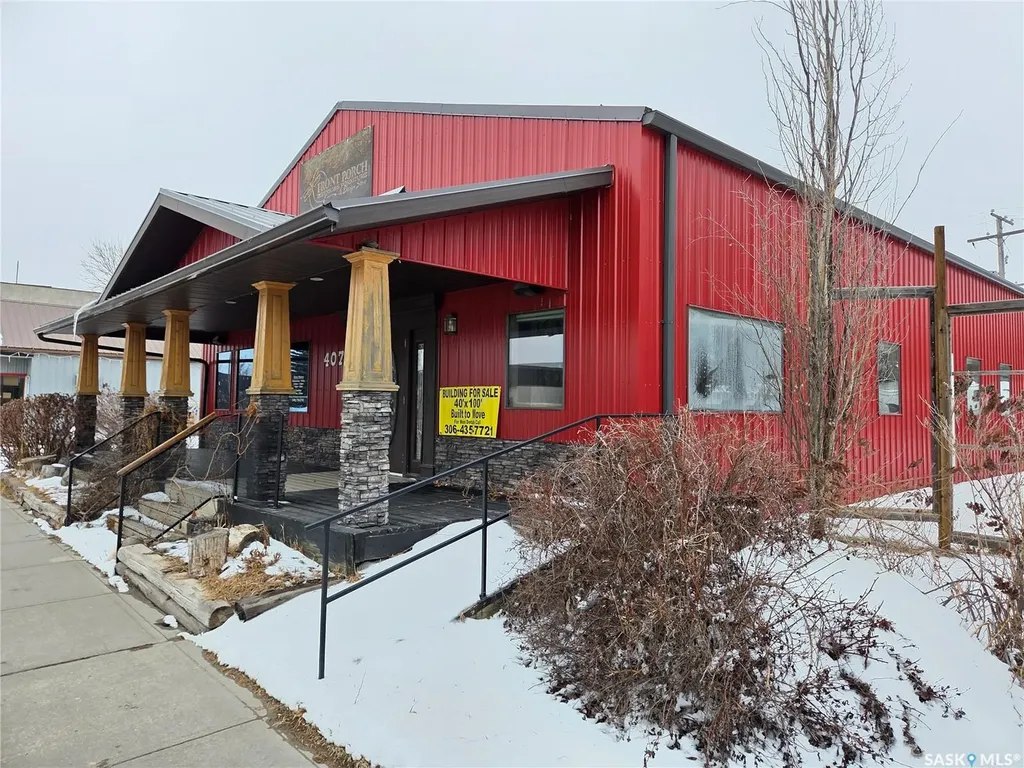 407 Railway Avenue Wawota SK S0C 0R0