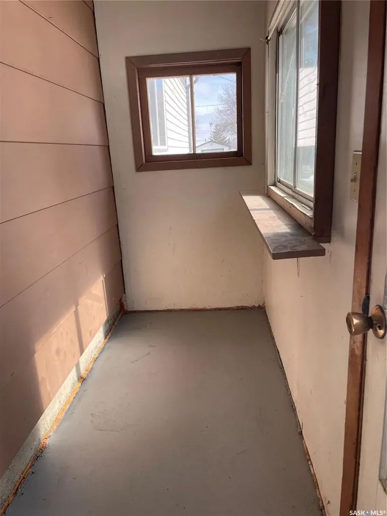 406 Southesk Street Whitewood SK S0G 5C0