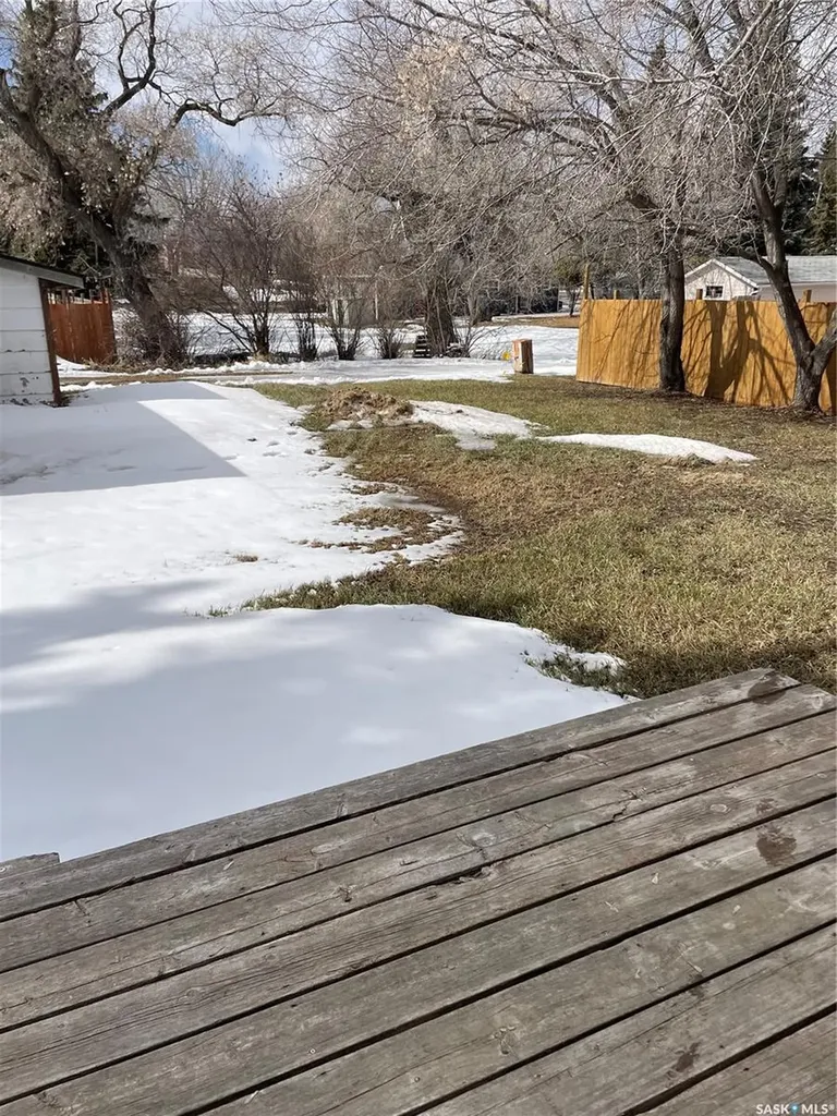 406 Southesk Street Whitewood SK S0G 5C0